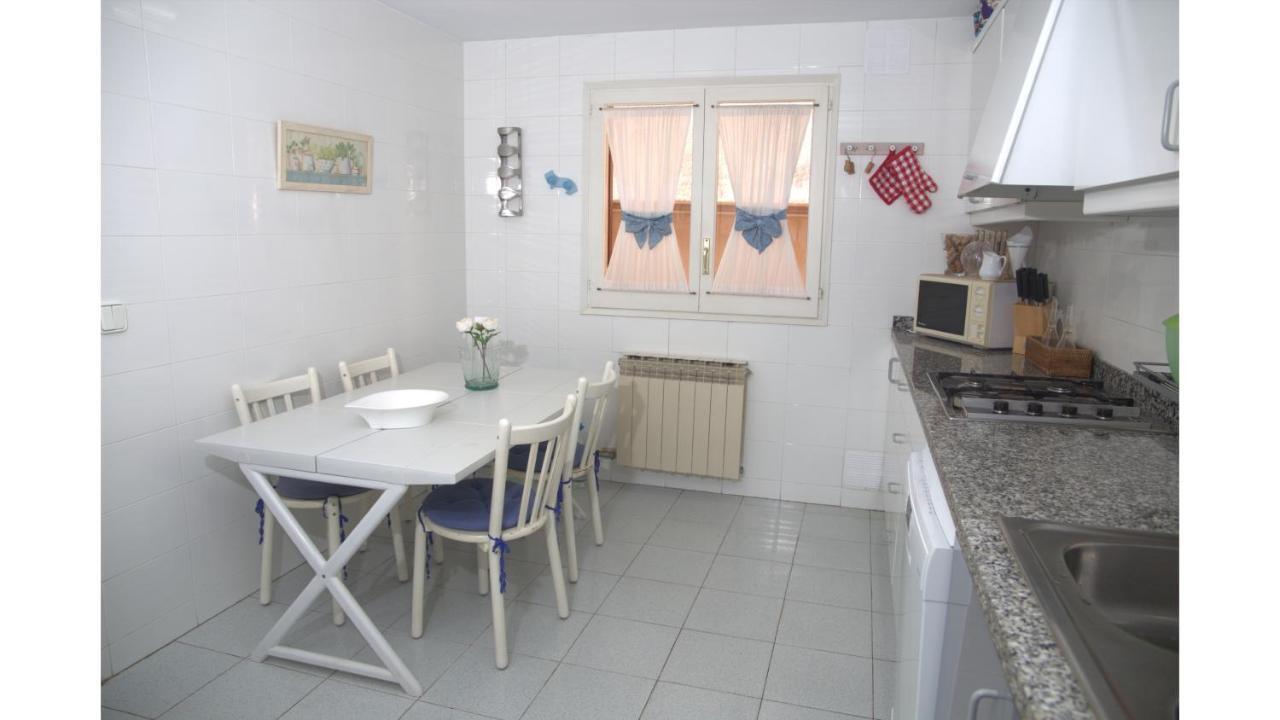 הוילה סאן פליו דה גיסולס Lloguer30 Margaret'S Family House With Pool And Parquing מראה חיצוני תמונה